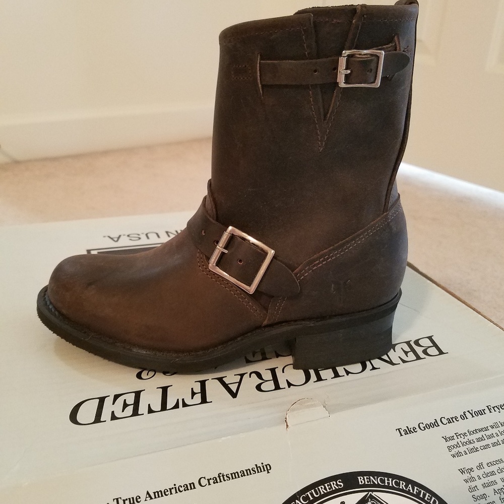 BNIB Frye Engineer 8R Gaucho 6M